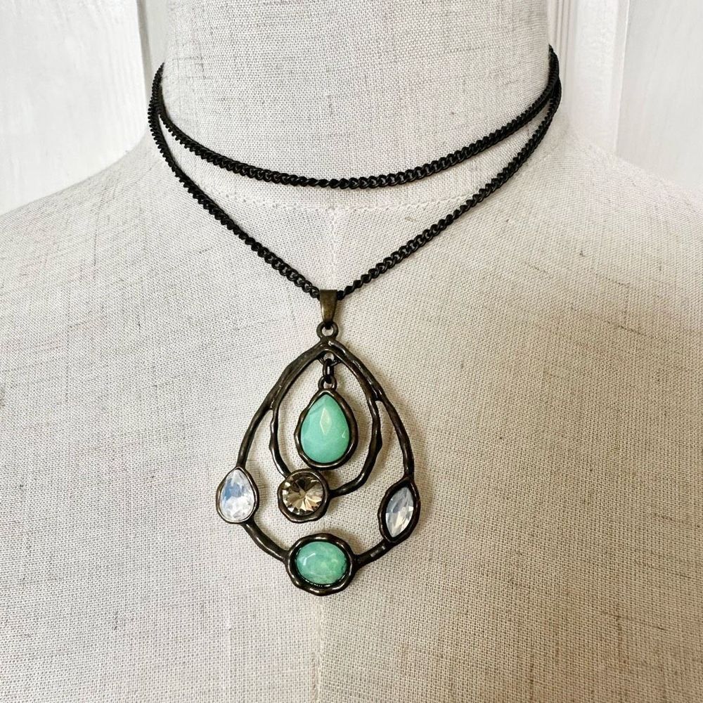 Sweet Lola copper tone blue pendant necklace